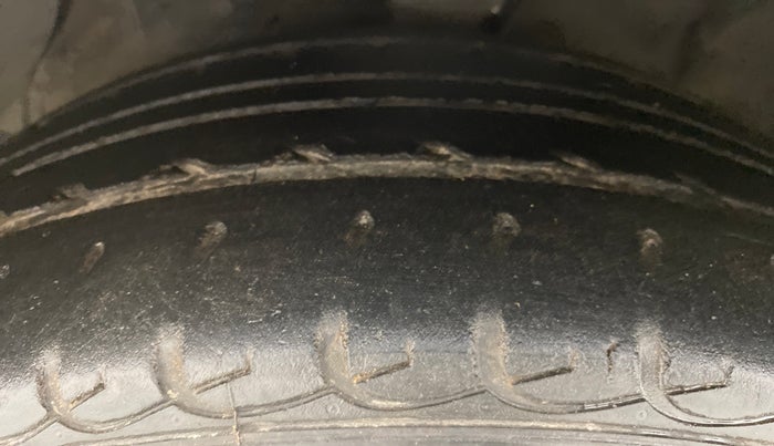 2015 Hyundai New Elantra SX 1.8 AT, Petrol, Automatic, 50,269 km, Left Front Tyre Tread