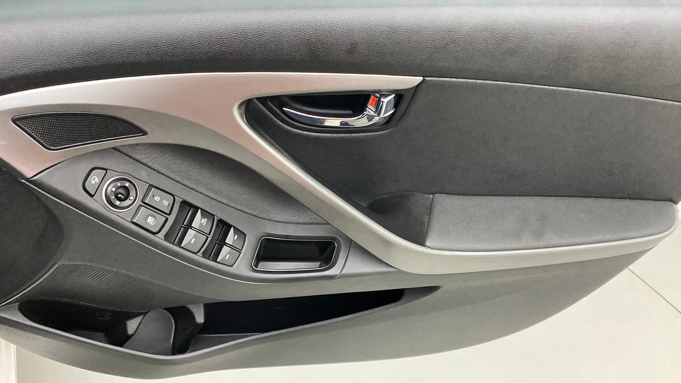 2015 Hyundai New Elantra SX 1.8 AT, Petrol, Automatic, 50,269 km, Driver Side Door Panels Control