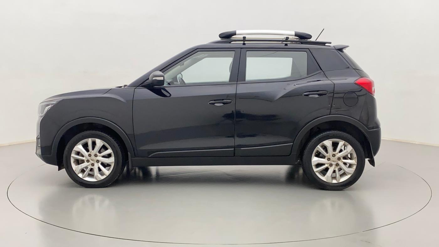 2019 Mahindra XUV300 W8 DIESEL MT, Diesel, Manual, 32,398 km, Left Side