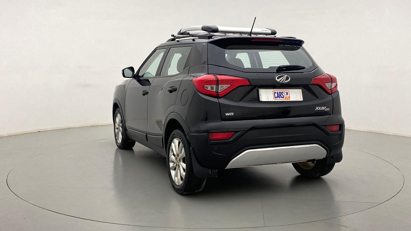 2019 Mahindra XUV300 W8 DIESEL MT, Diesel, Manual, 32,398 km, Left Back Diagonal