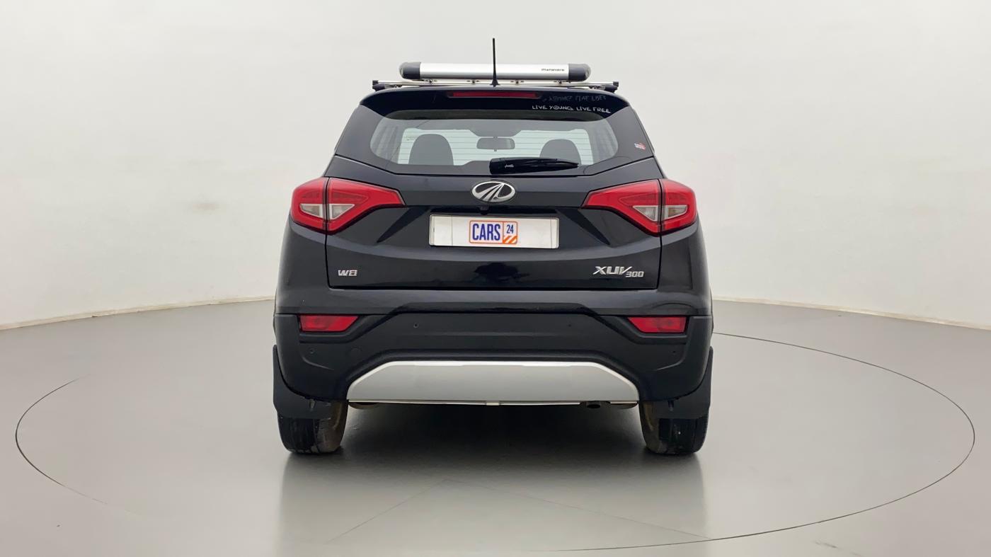 2019 Mahindra XUV300 W8 DIESEL MT, Diesel, Manual, 32,398 km, Back/Rear