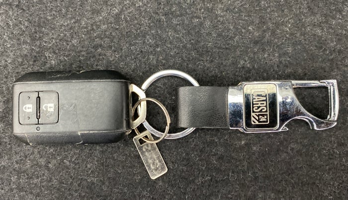 2018 Maruti Swift ZXI (AMT), Petrol, Automatic, 65,649 km, Lock system - Keyless sensor not working