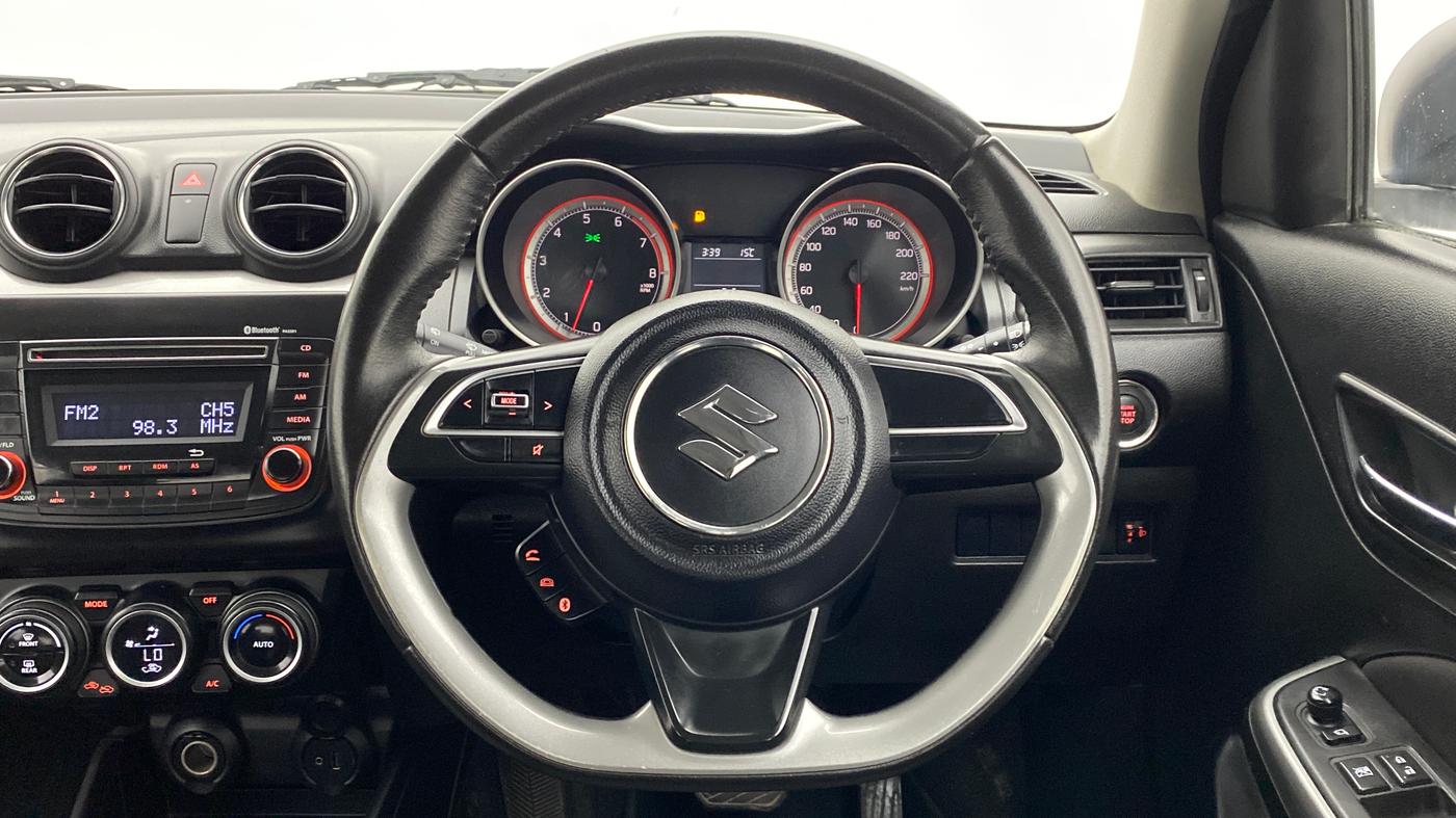 2018 Maruti Swift ZXI (AMT), Petrol, Automatic, 65,649 km, Steering Wheel Close Up