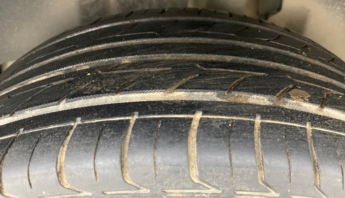 2018 Maruti Swift ZXI (AMT), Petrol, Automatic, 65,649 km, Left Rear Tyre Tread