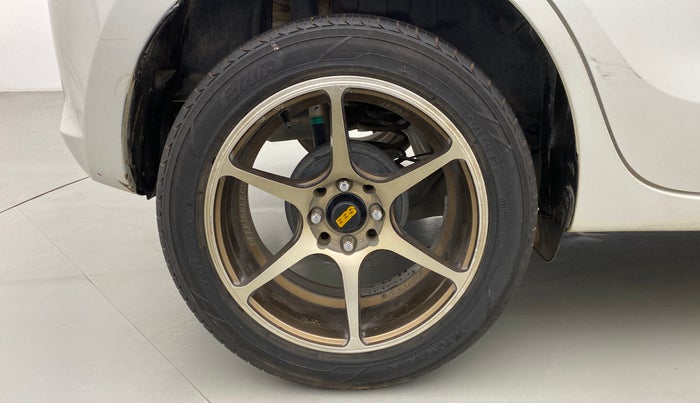2018 Maruti Swift ZXI (AMT), Petrol, Automatic, 65,649 km, Right Rear Wheel