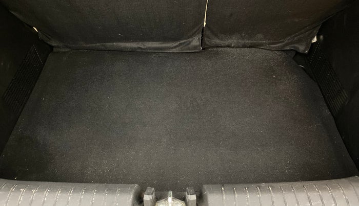 2024 Hyundai VENUE SX 1.2 PETROL, Petrol, Manual, 7,699 km, Boot Inside