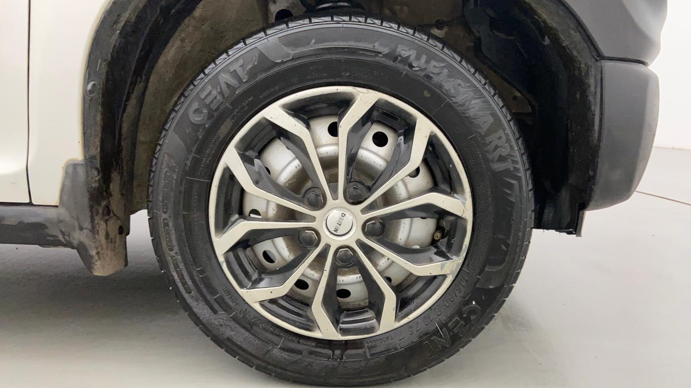 2021 Maruti S PRESSO LXI CNG, CNG, Manual, 32,249 km, Right Front Wheel