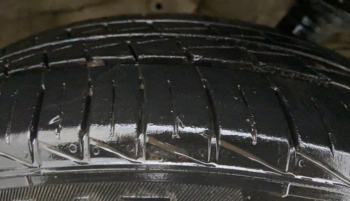 2021 Maruti S PRESSO LXI CNG, CNG, Manual, 32,249 km, Right Rear Tyre Tread