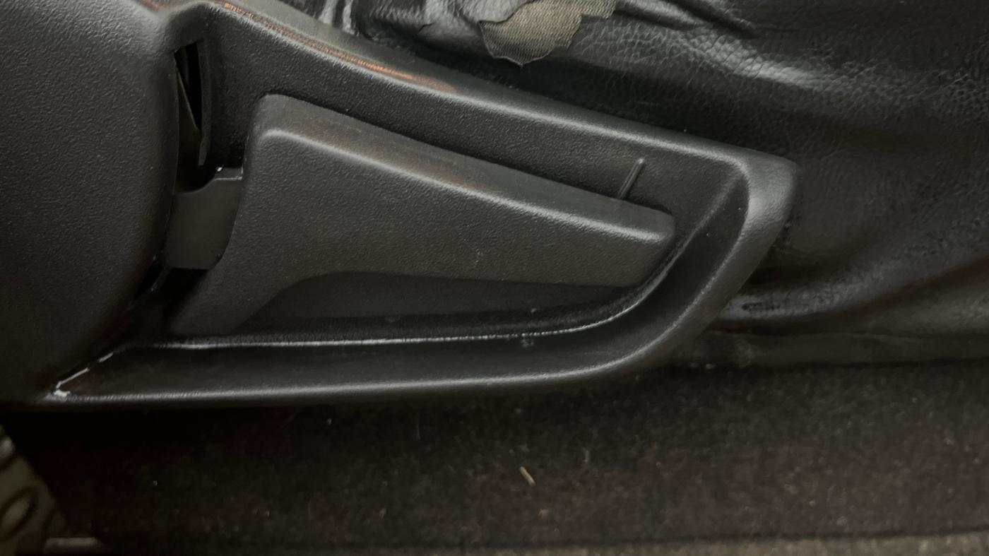 2019 Maruti S PRESSO VXI+, CNG, Manual, 57,087 km, Driver Side Adjustment Panel