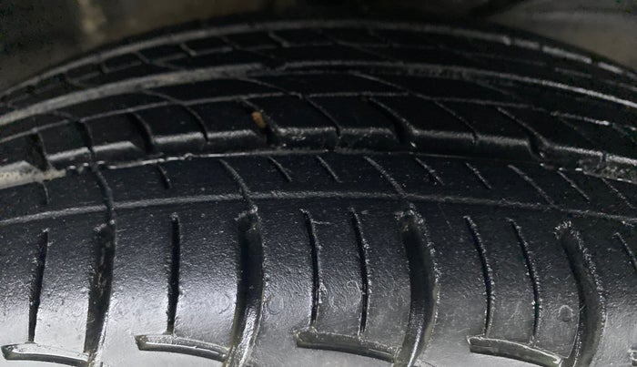 2017 Maruti Baleno DELTA 1.2 K12, Petrol, Manual, 21,344 km, Right Front Tyre Tread