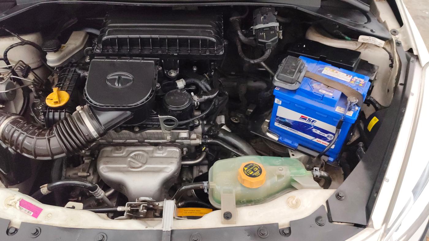 2019 Tata Tiago XZ PETROL, Petrol, Manual, 57,441 km, Engine View - Left