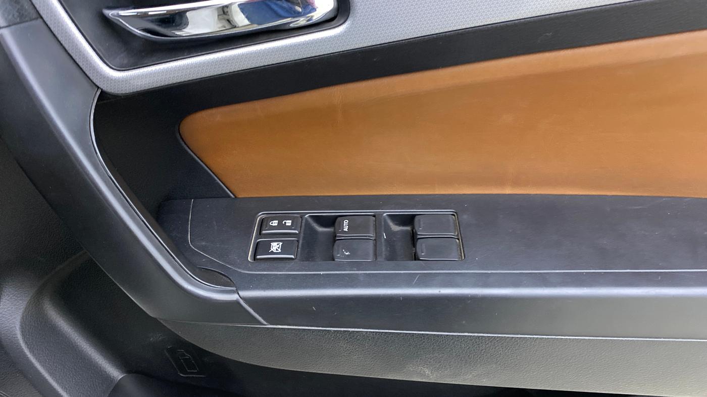 2021 Maruti Vitara Brezza ZXI PLUS AT SHVS, Petrol, Automatic, 46,908 km, Driver Side Door Panels Control