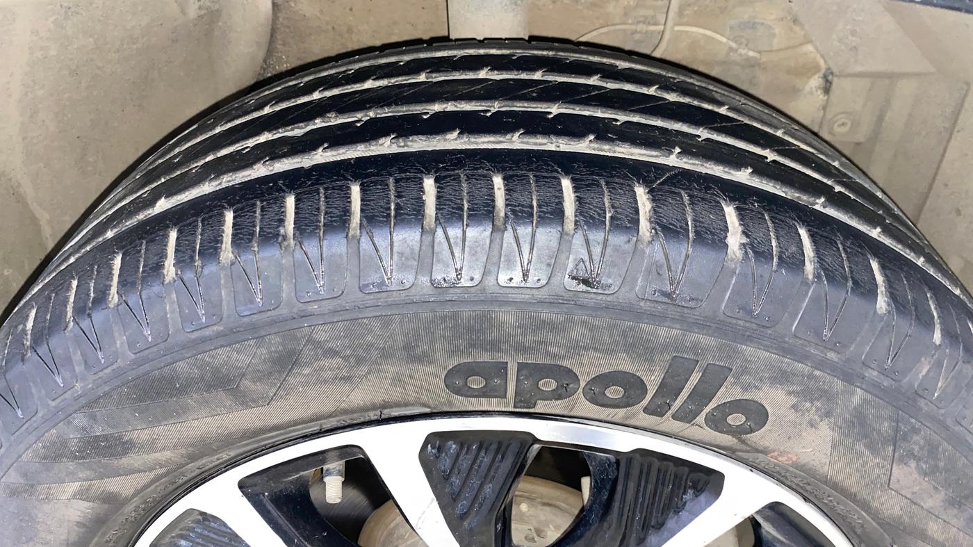 2021 Maruti Vitara Brezza ZXI PLUS AT SHVS, Petrol, Automatic, 46,908 km, Right Front Tyre Tread
