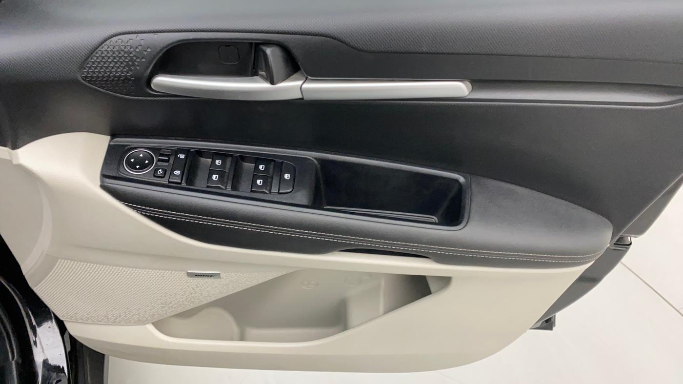 2022 KIA SONET HTX PLUS 1.0 IMT, Petrol, Manual, 14,324 km, Driver Side Door Panels Control