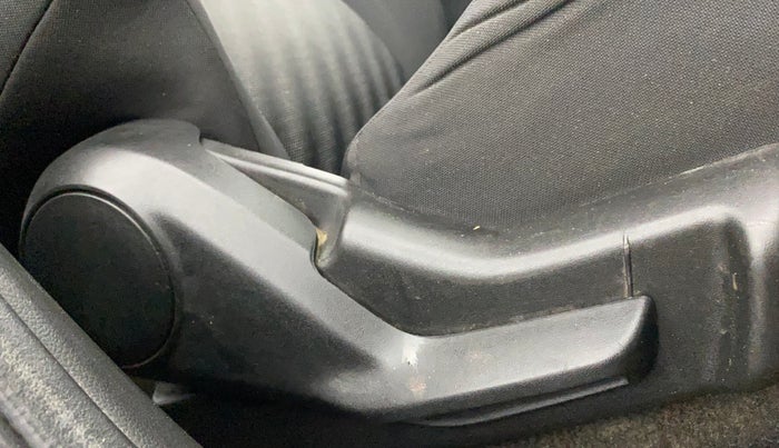 2019 Maruti Swift LXI, Petrol, Manual, 69,563 km, Driver Side Adjustment Panel