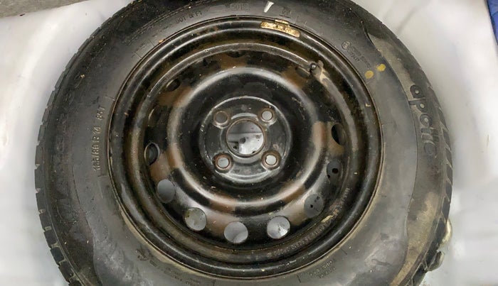 2019 Maruti Swift LXI, Petrol, Manual, 69,563 km, Spare Tyre