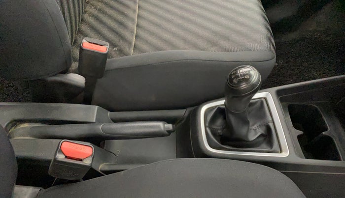 2019 Maruti Swift LXI, Petrol, Manual, 69,563 km, Gear Lever