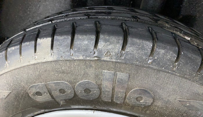 2019 Maruti Swift LXI, Petrol, Manual, 69,563 km, Left Rear Tyre Tread