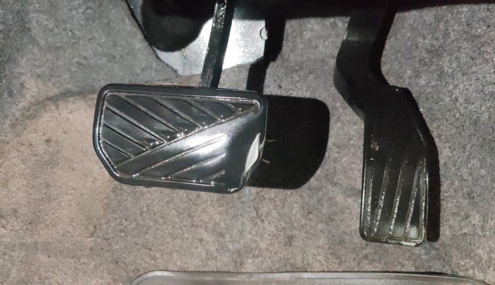 2015 Maruti Celerio VXI AMT, Petrol, Automatic, 68,945 km, Pedals