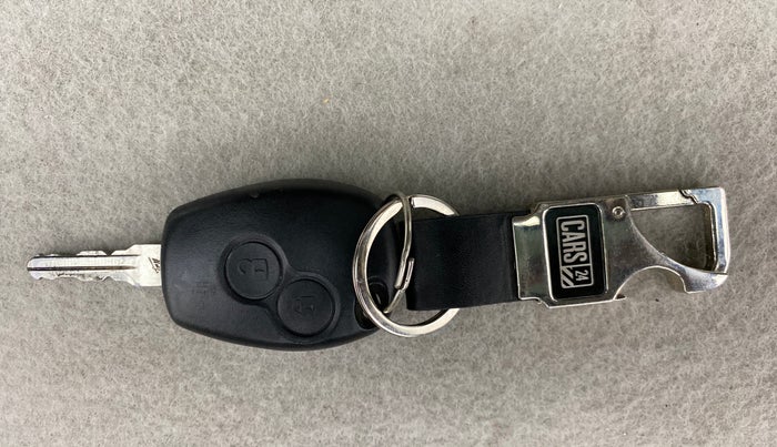 2014 Nissan Terrano XL P, Petrol, Manual, 76,646 km, Key Close Up
