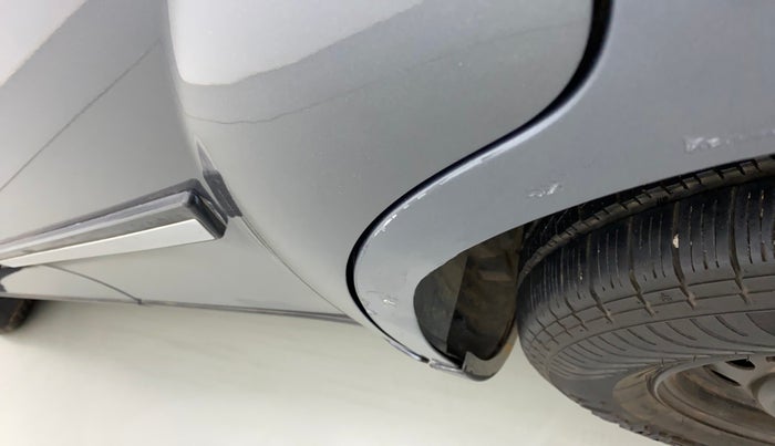 2014 Mahindra XUV500 W6, Diesel, Manual, 97,791 km, Left quarter panel - Slightly dented