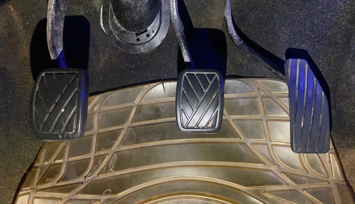 2014 Maruti Wagon R 1.0 VXI, Petrol, Manual, 62,194 km, Pedals