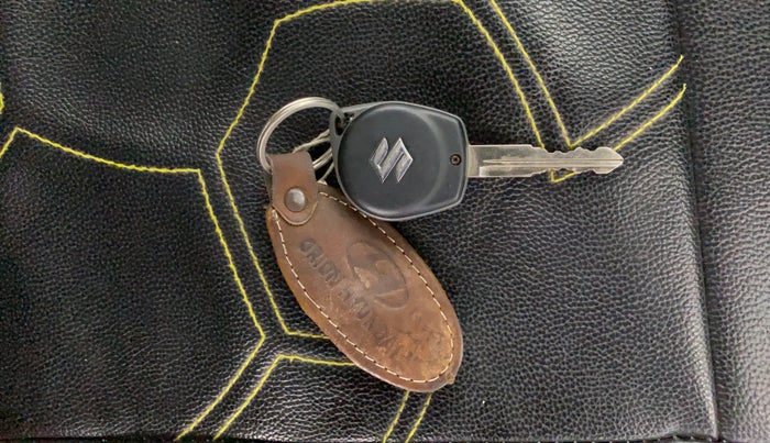 2014 Maruti Wagon R 1.0 VXI, Petrol, Manual, 62,194 km, Key Close Up