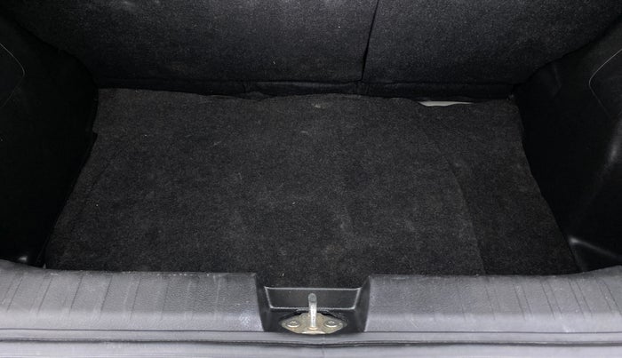 2016 Maruti Baleno DELTA 1.2 K12, Petrol, Manual, 50,792 km, Boot Inside