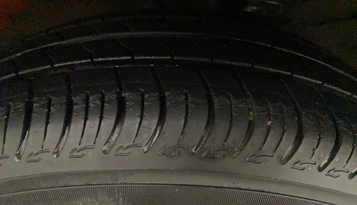 2019 Maruti S PRESSO VXI+, Petrol, Manual, 11,141 km, Right Rear Tyre Tread