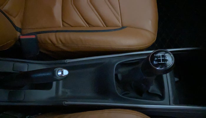 2019 Maruti Baleno DELTA PETROL 1.2, Petrol, Manual, 69,052 km, Gear Lever