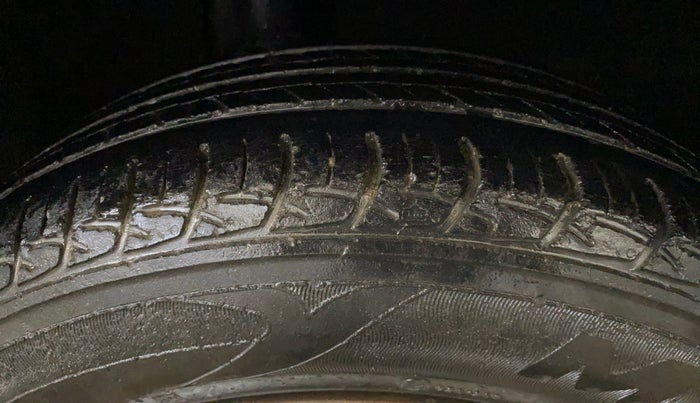 2019 Maruti Baleno DELTA PETROL 1.2, Petrol, Manual, 69,052 km, Right Rear Tyre Tread