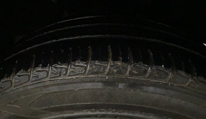 2019 Maruti Baleno DELTA PETROL 1.2, Petrol, Manual, 69,052 km, Left Rear Tyre Tread