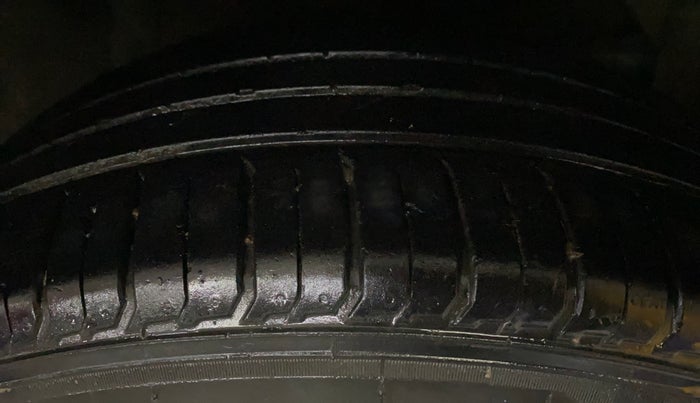 2021 Maruti S Cross ZETA 1.5, Petrol, Manual, 78,674 km, Right Front Tyre Tread