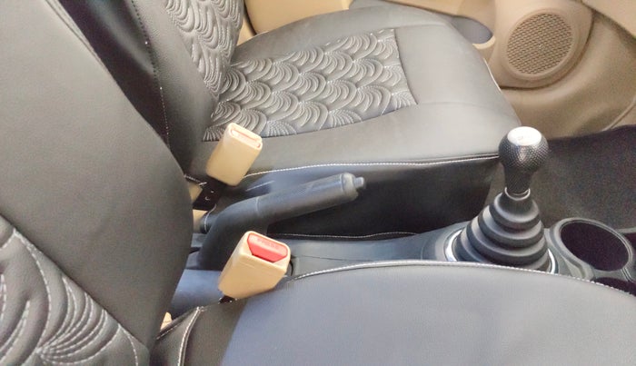 2014 Honda Brio S MT, Petrol, Manual, 46,422 km, Gear Lever