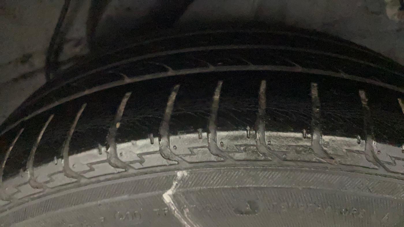 2012 Hyundai i20 SPORTZ 1.4 AT, Petrol, Automatic, 99,234 km, Left Rear Tyre Tread