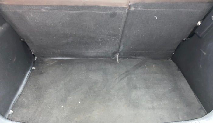 2012 Hyundai i20 SPORTZ 1.4 AT, Petrol, Automatic, 99,234 km, Boot Inside