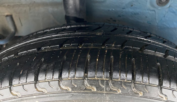 2015 Maruti Celerio VXI, Petrol, Manual, 65,528 km, Right Rear Tyre Tread