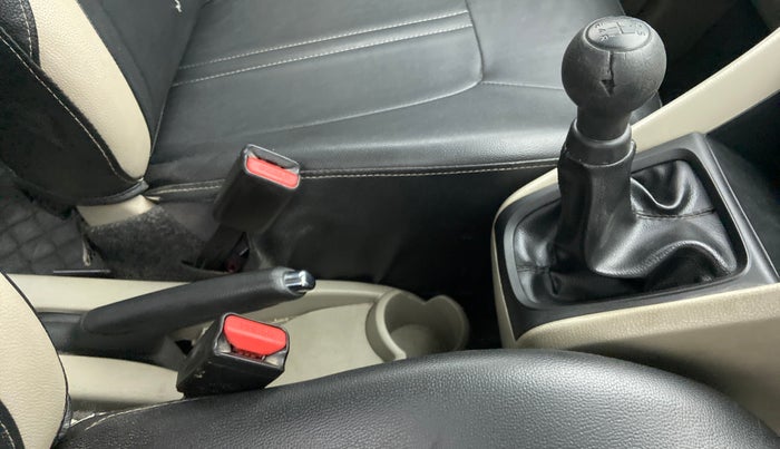2015 Maruti Celerio VXI, Petrol, Manual, 65,528 km, Gear Lever