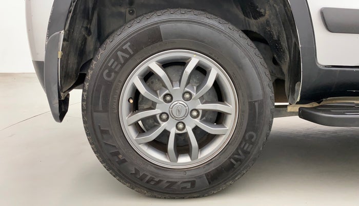 2018 Mahindra TUV300 T10, Diesel, Manual, 69,005 km, Right Rear Wheel