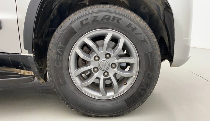 2018 Mahindra TUV300 T10, Diesel, Manual, 69,005 km, Right Front Wheel