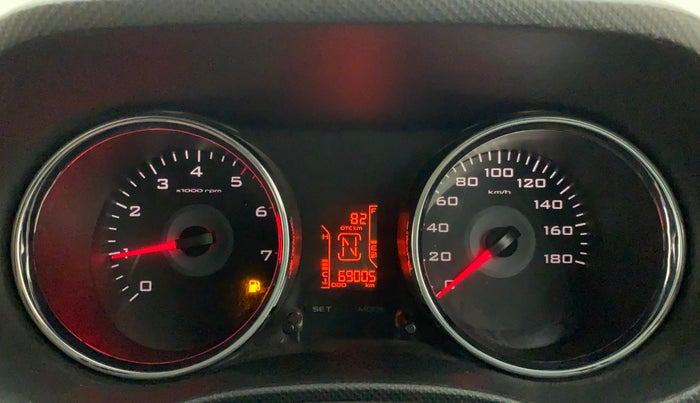 2018 Mahindra TUV300 T10, Diesel, Manual, 69,005 km, Odometer Image
