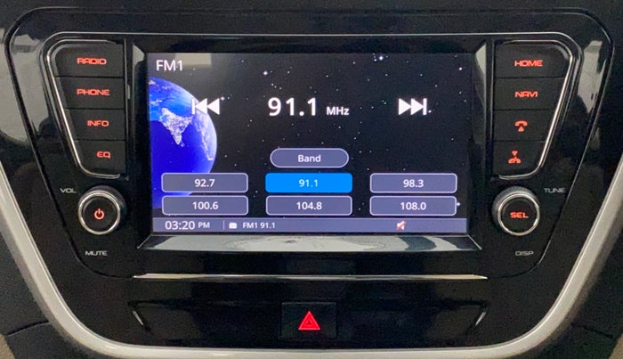 2018 Mahindra TUV300 T10, Diesel, Manual, 69,005 km, Infotainment System