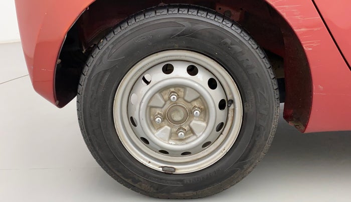 2012 Hyundai Eon ERA +, CNG, Manual, 76,734 km, Right Rear Wheel