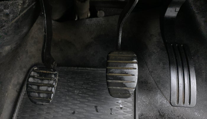 2015 Renault Duster 85 PS RXL, Diesel, Manual, 94,434 km, Pedals