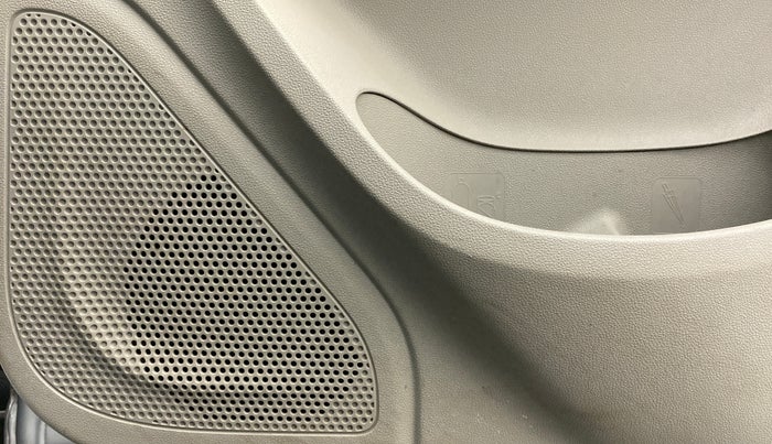 2019 Mahindra MARAZZO M6 8 STR, Diesel, Manual, 19,323 km, Speaker