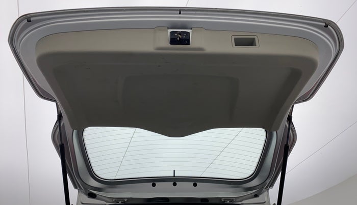 2019 Mahindra MARAZZO M6 8 STR, Diesel, Manual, 19,323 km, Boot Door Open