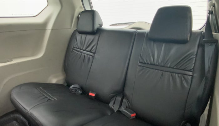 2019 Mahindra MARAZZO M6 8 STR, Diesel, Manual, 19,323 km, Third Seat Row ( optional )