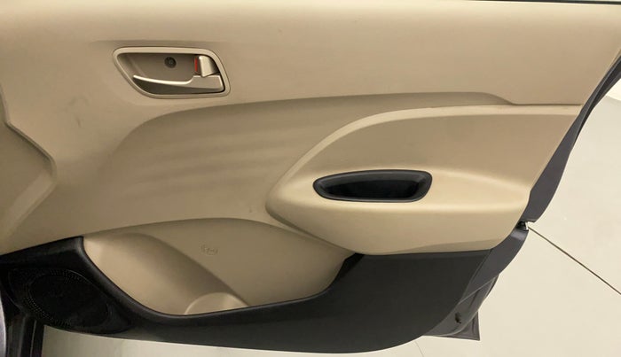 2019 Hyundai NEW SANTRO SPORTZ CNG, CNG, Manual, 70,271 km, Driver Side Door Panels Control
