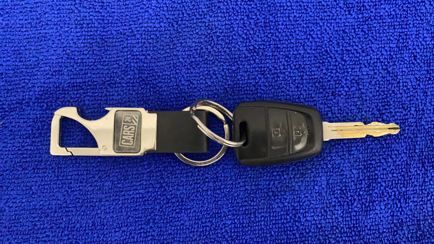 2019 Hyundai NEW SANTRO SPORTZ CNG, CNG, Manual, 70,271 km, Key Close Up