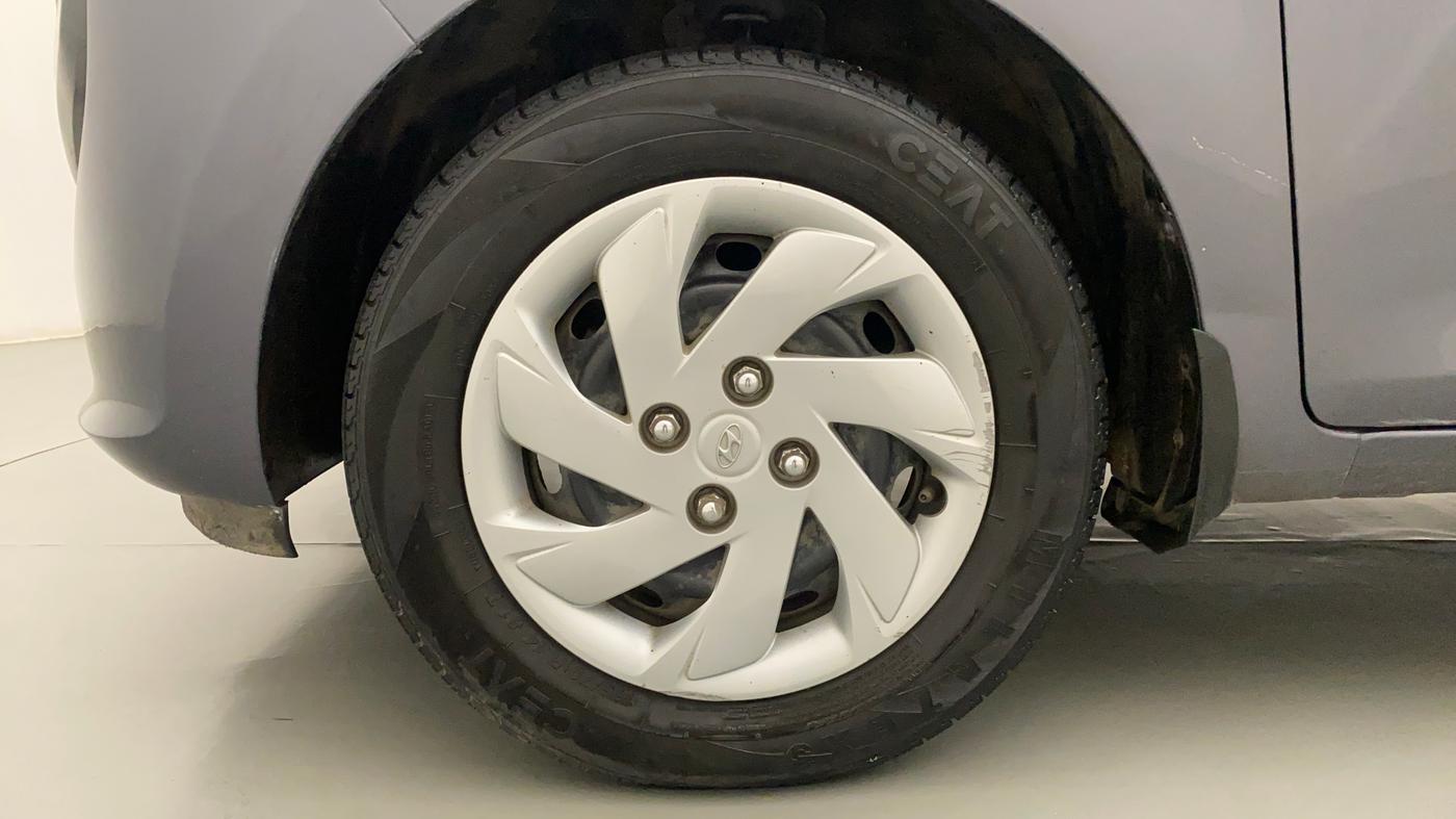 2019 Hyundai NEW SANTRO SPORTZ CNG, CNG, Manual, 70,271 km, Left Front Wheel